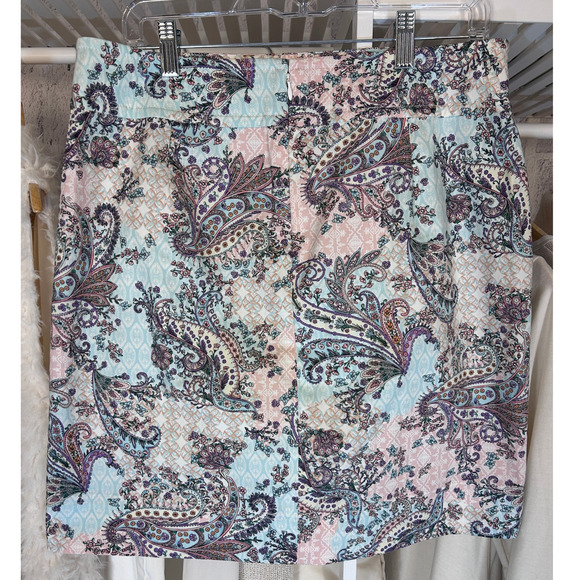 Talbots Women's Size 12 Pastel Paisley Floral Knee Length A-Line Skirt #0147 - Picture 2 of 7
